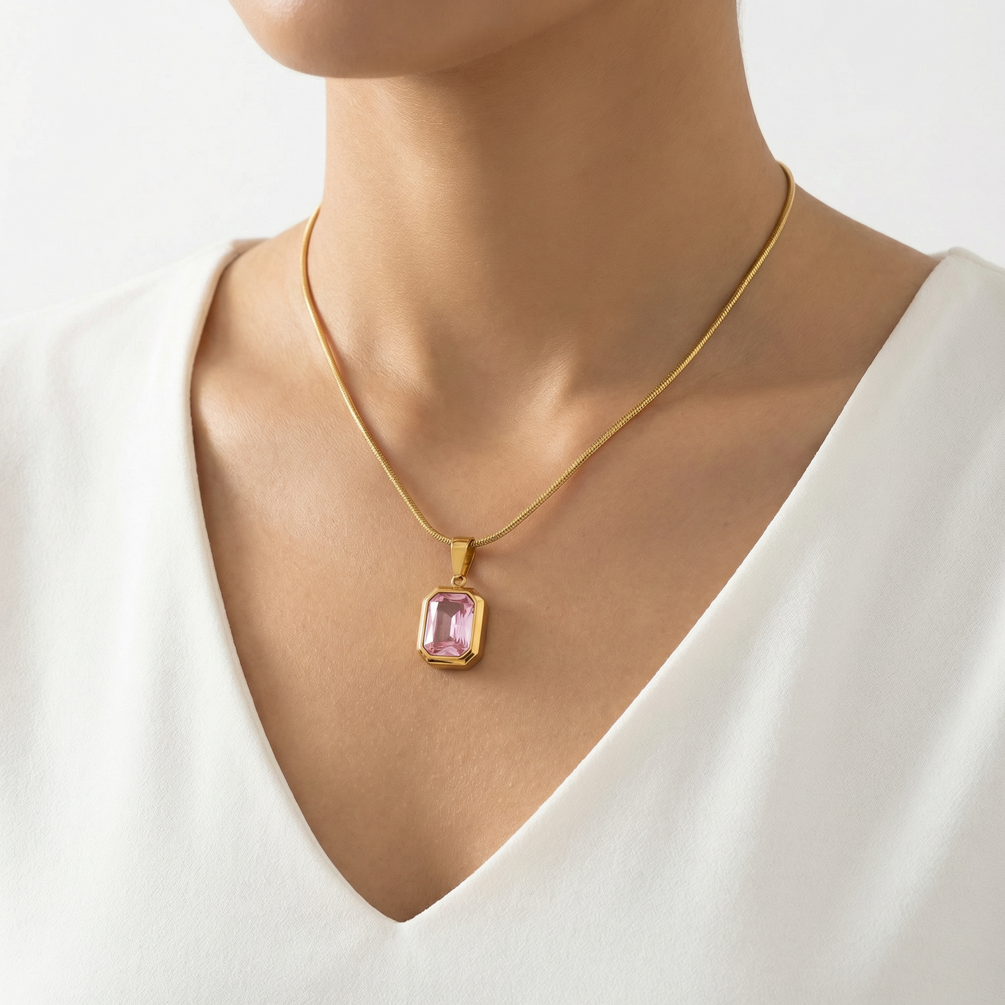PINK DIAMOND NECKCHAIN ( Anti tarnish )