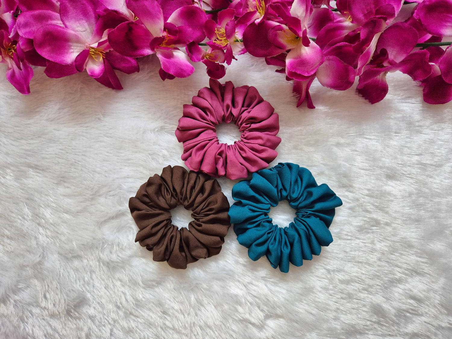 Medium Crepe Scrunchies