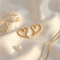 FRAME HEART STUDS ( Anti tarnish )