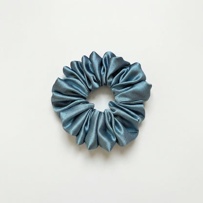 ICEBERG SCRUNCHIE