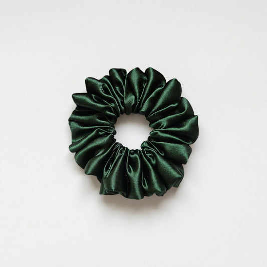 DARK GREEN SCRUNCHIE