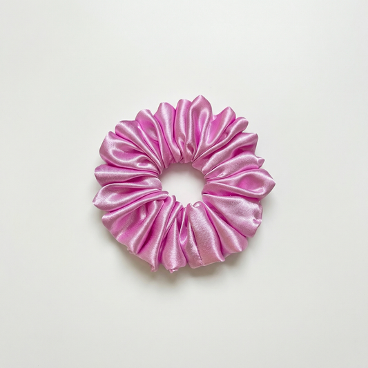LIGHT PINK SCRUNCHIE
