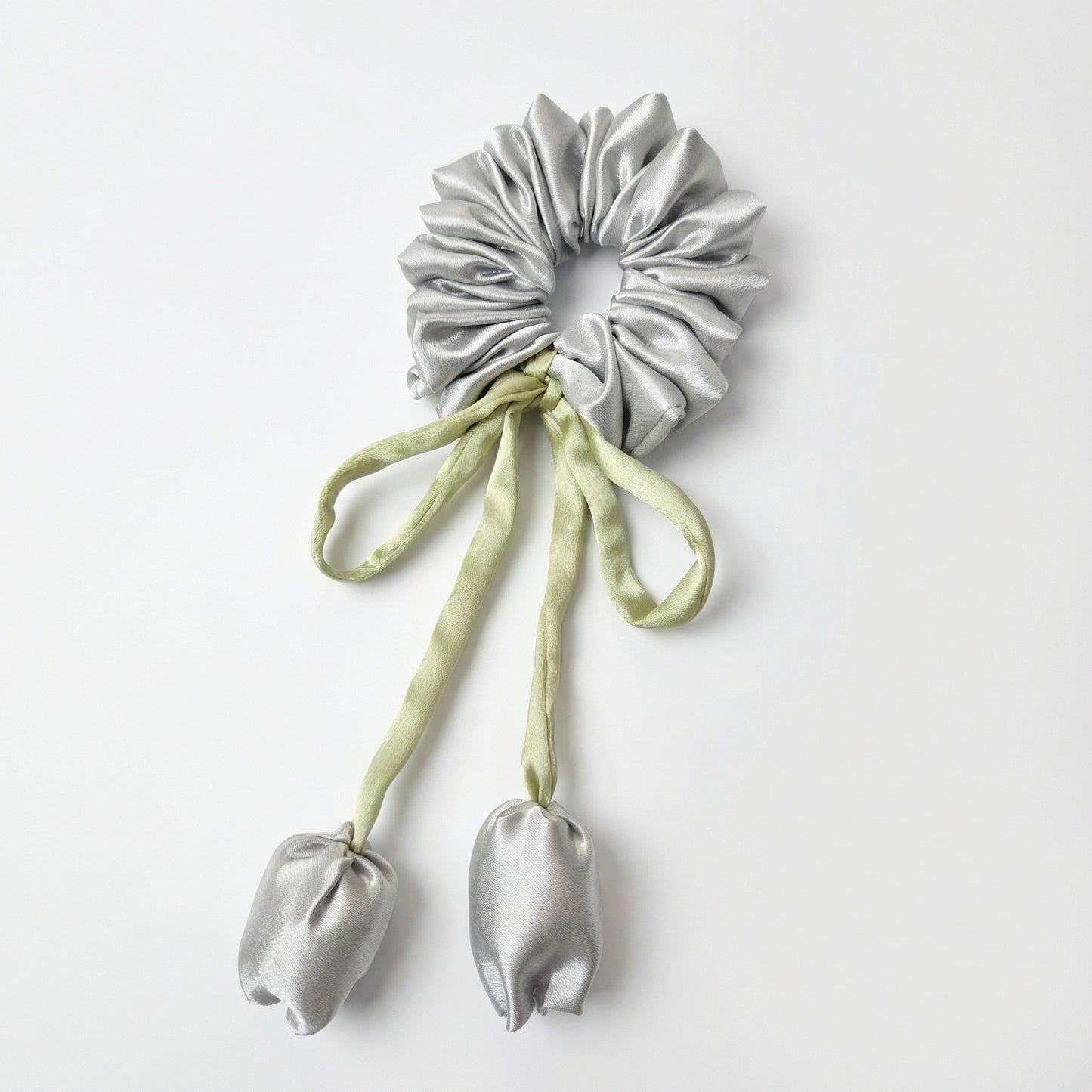 SILVER TULIP SCRUNCHIE
