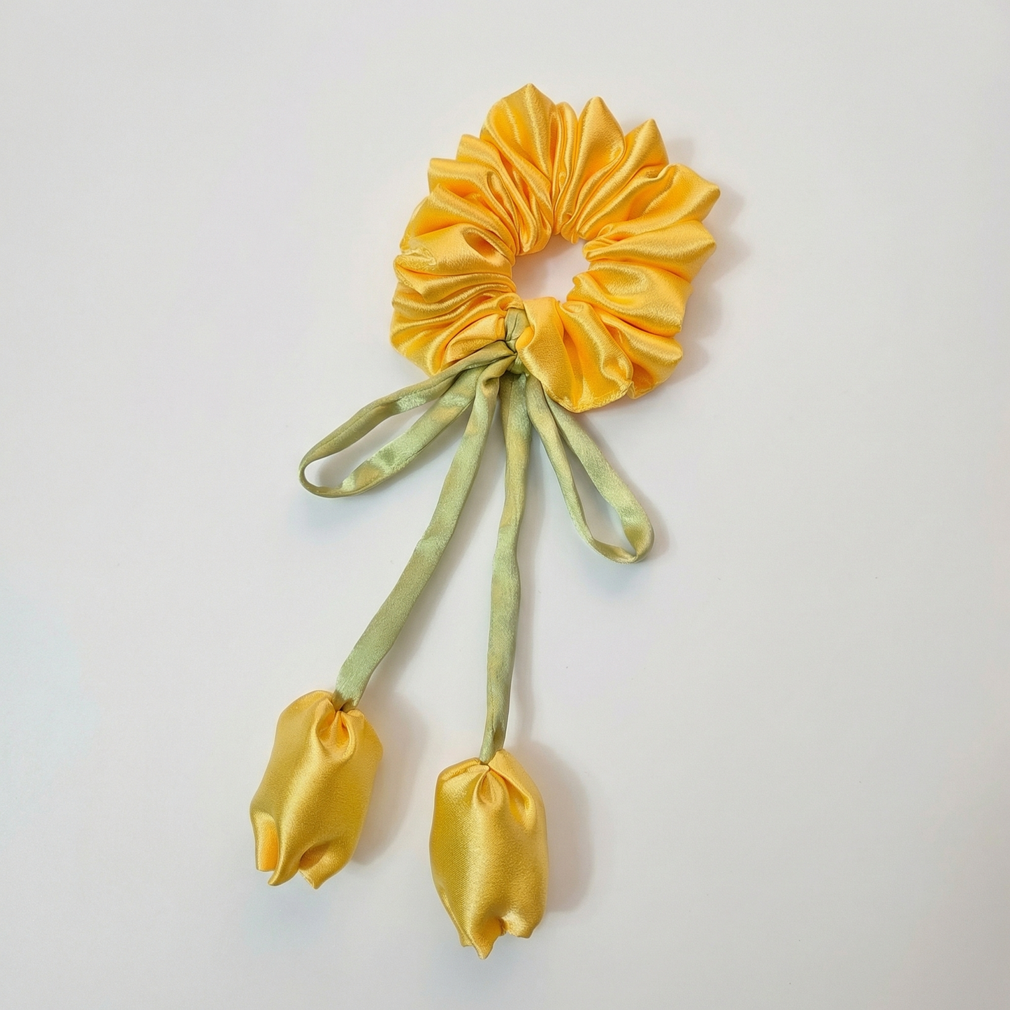 YELLOW TULIP SCRUNCHIE