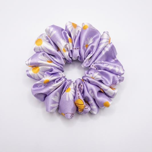 Lilac Daisy | Premium Satin Scrunchies | M size