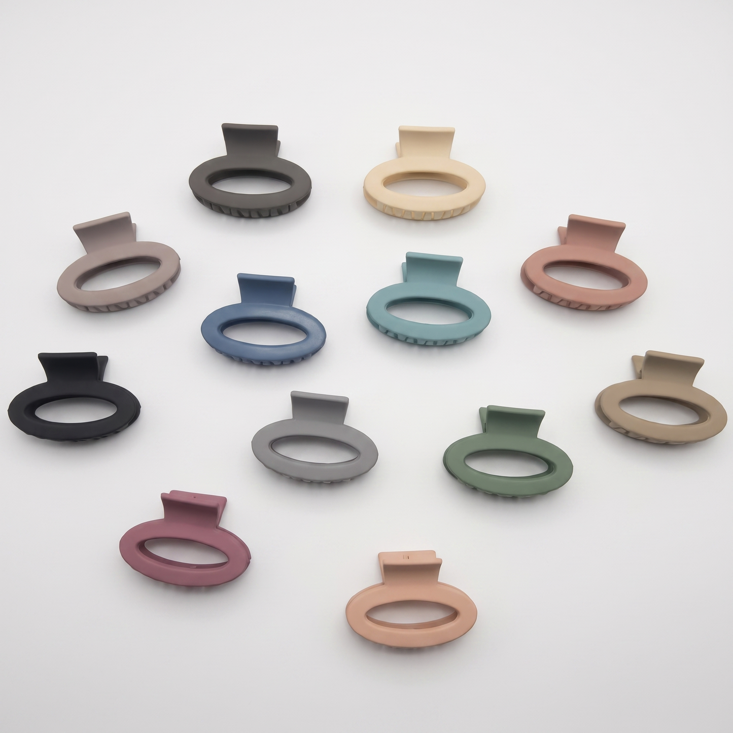 OVAL MATTE CLAW CLIP